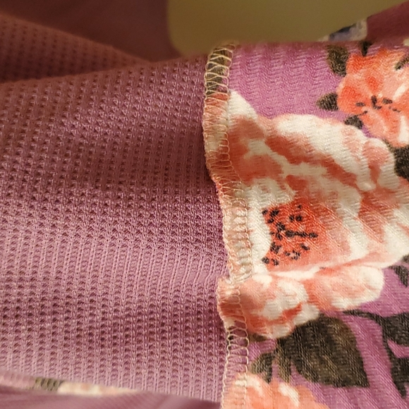 Top - Picture 5 of 6